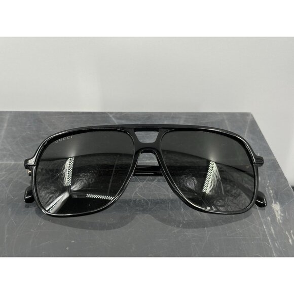 Gucci Black Navigator GG0545S-001 (58-15-145) Made In Italy (LE-3) - Picture 11 of 12